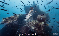 Underwater shooting on Uss. Liberty Wreck Dive, Tulamben.... by Rafal Makiela 